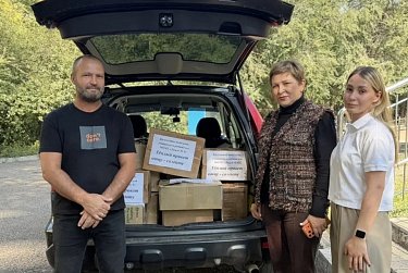 Лицеисты собрали посылки для бойцов СВО